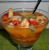 Macedonia de frutas con pera y kiwi